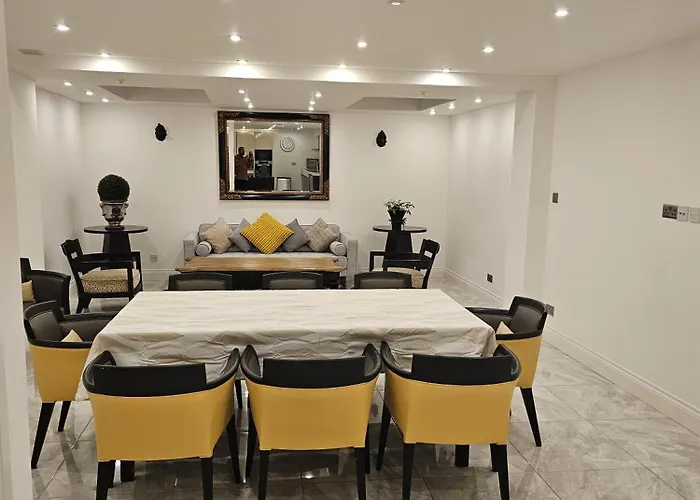 Care Property London- Elegant & Central, Sloane Avenue, Chelsea