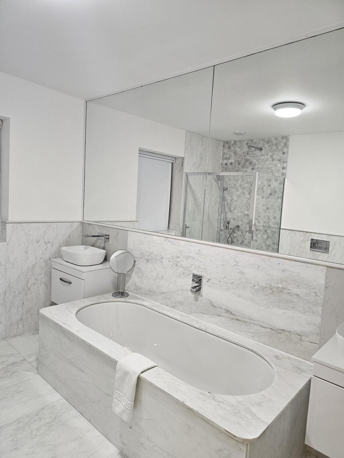 Care London- Elegant & Central, Sloane Avenue, Chelsea