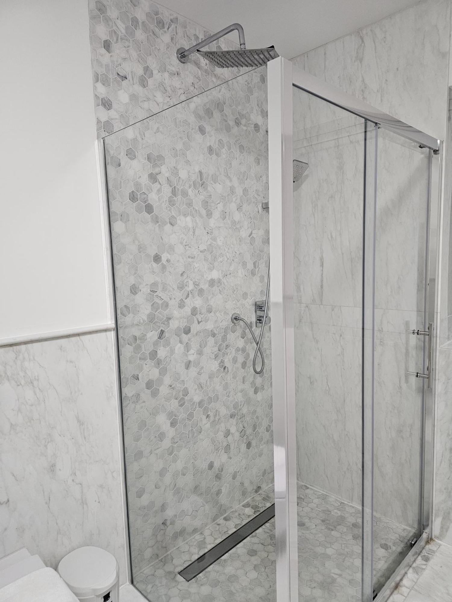 Care London- Elegant & Central, Sloane Avenue, Chelsea * Londra