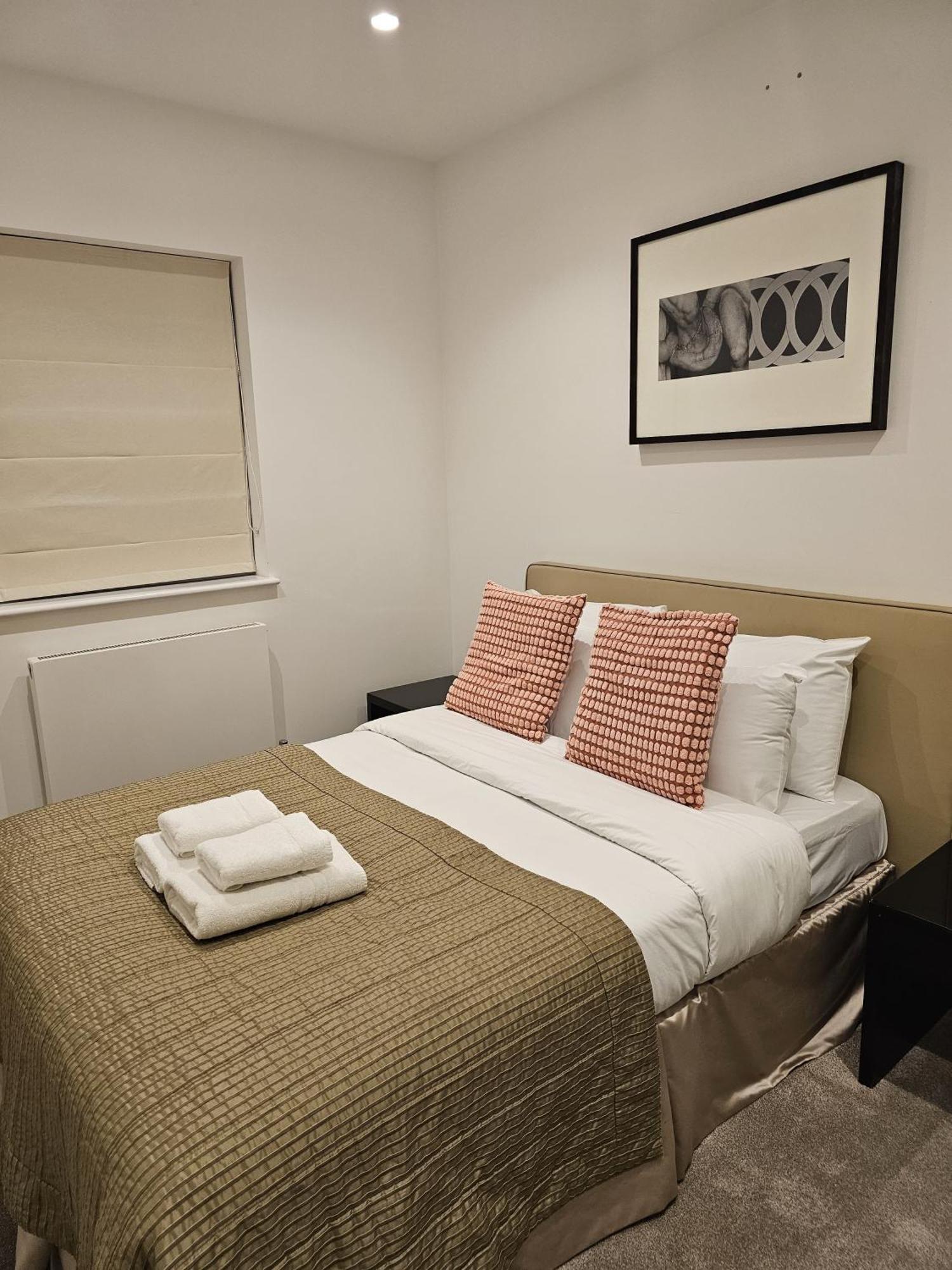 Care London- Elegant & Central, Sloane Avenue, Chelsea Londra