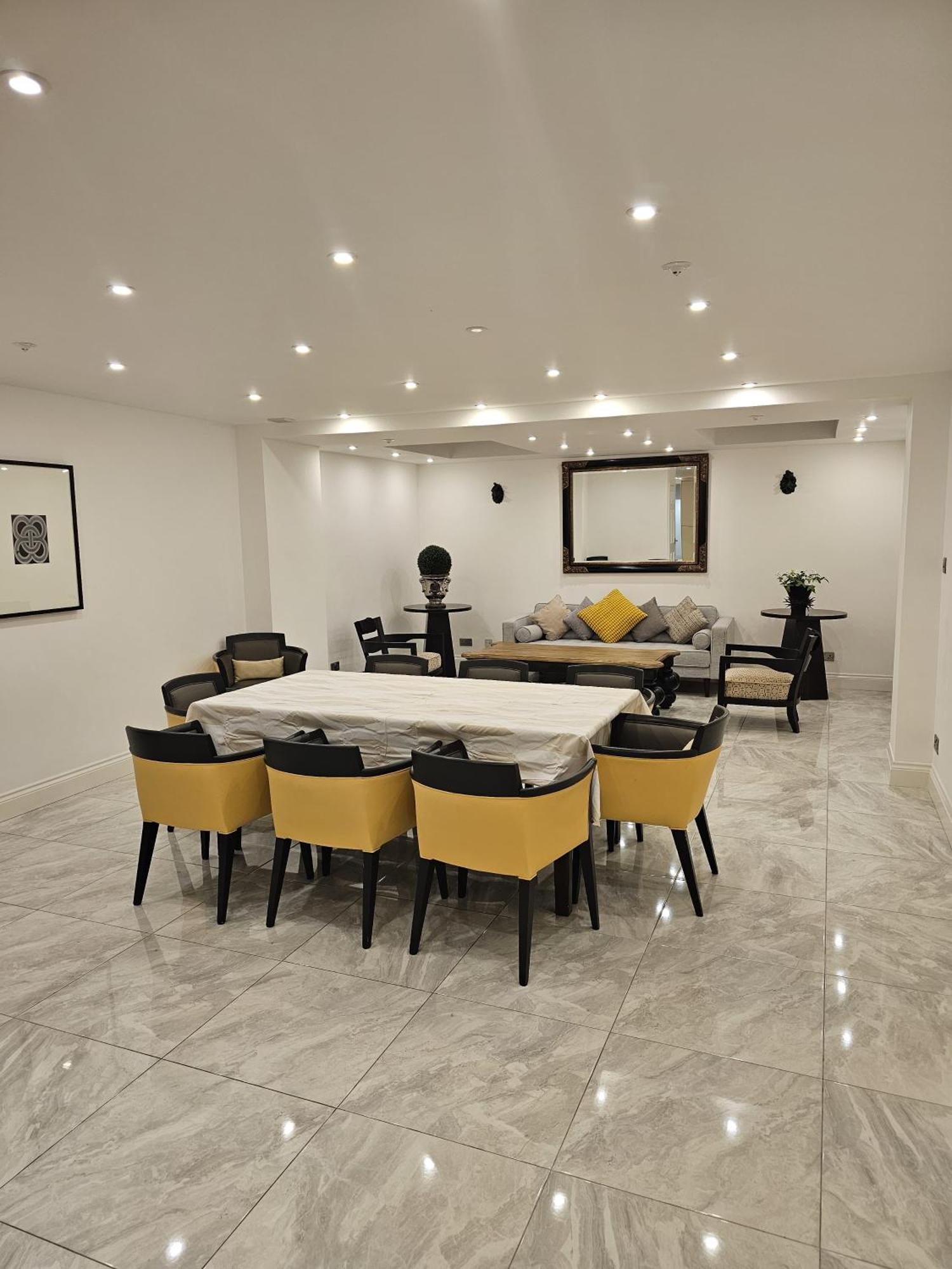Care London- Elegant & Central, Sloane Avenue, Chelsea *