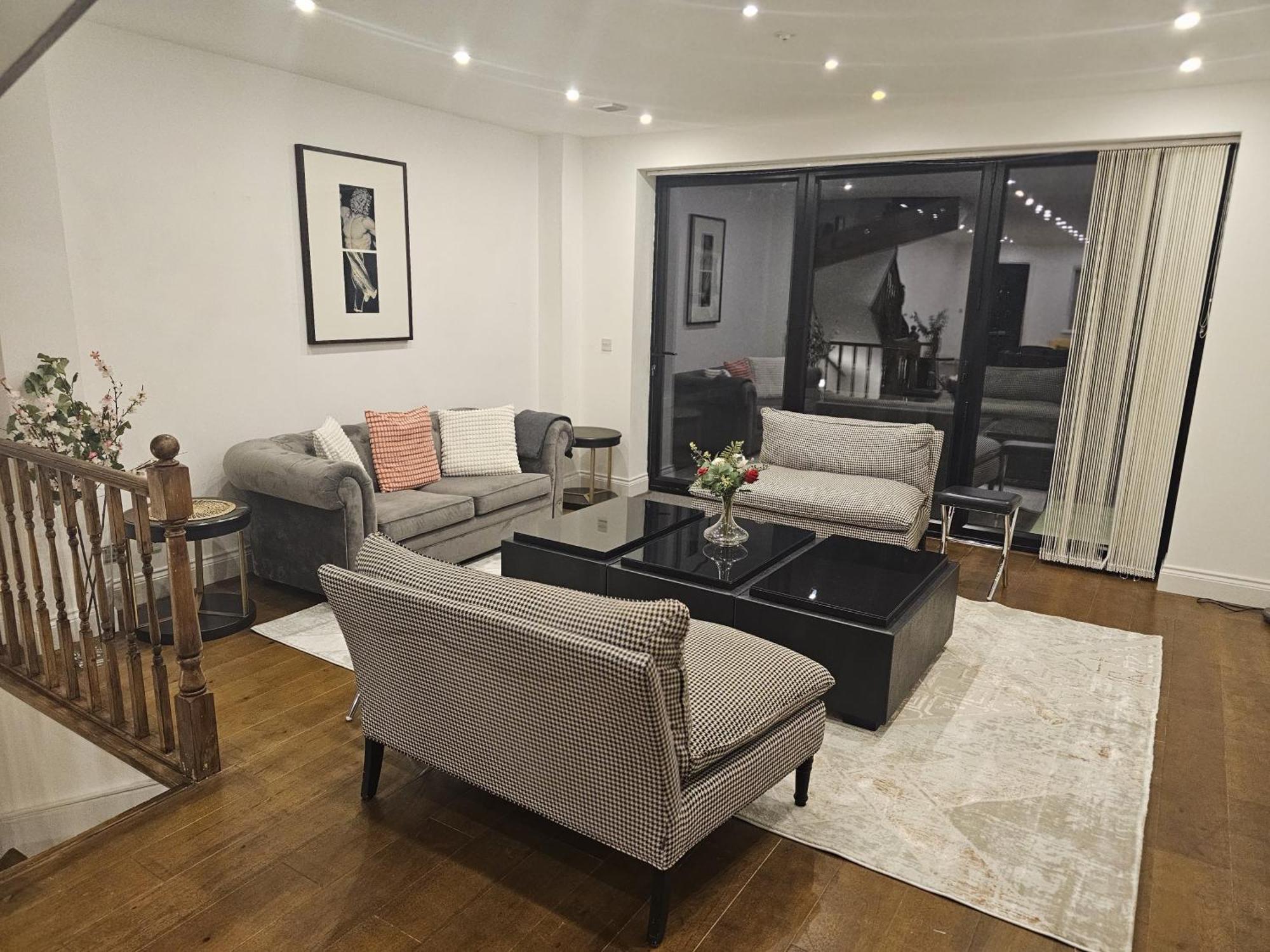 Care London- Elegant & Central, Sloane Avenue, Chelsea *